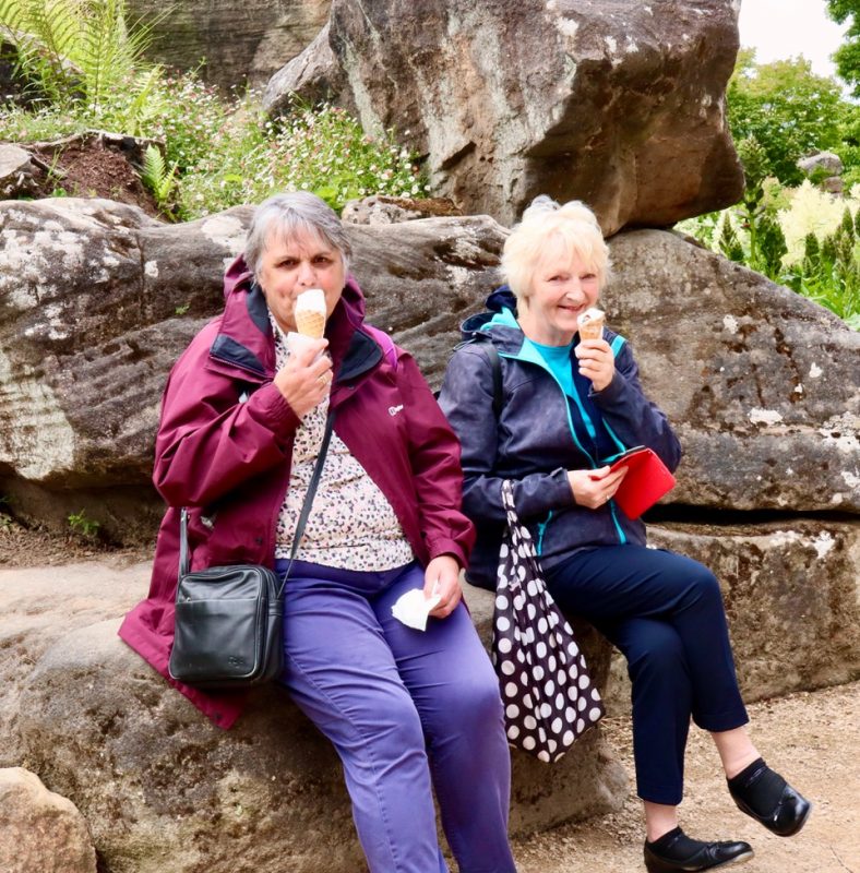 53D85BBB-6AE0-4357-A005-83EEF0A67E31_1_201_a