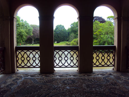 image004