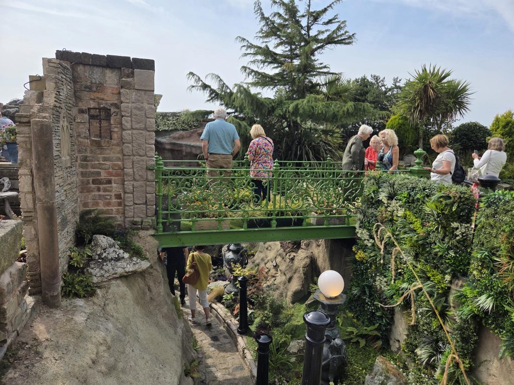 Pershore Grove – Gardening Group
