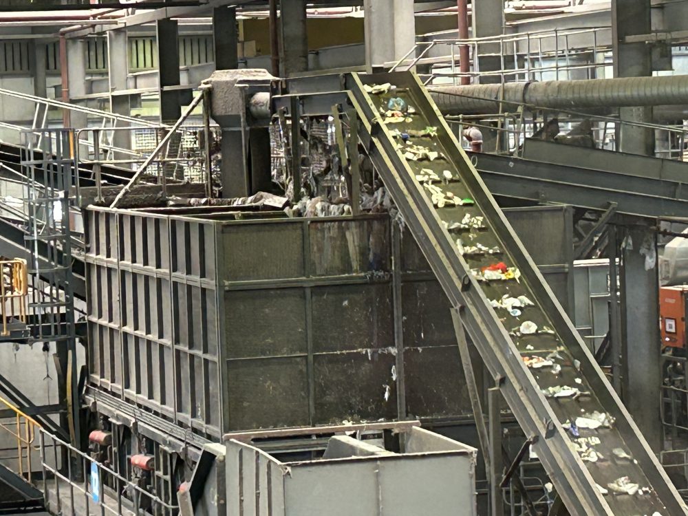 veolia recycling facility tour by southport u3a